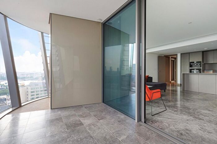 2 Bedroom Flat To Rent In Blackfriars Road, London, SE1