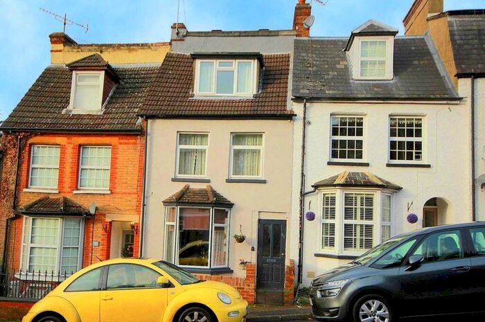 3 Bedroom House To Rent In Storey Character Townhouse, Glenview Road, Boxmoor, Unfurnished, Available Now, HP1