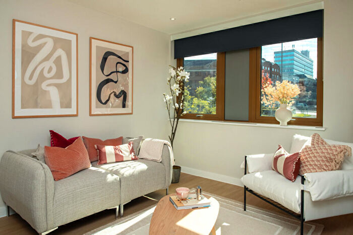 1 Bedroom Apartment To Rent In Weldale Street, Reading, Berkshire, RG1