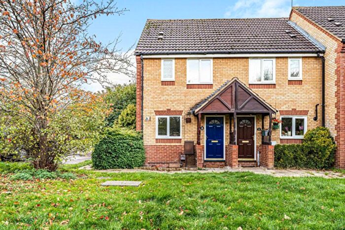 2 Bedroom End Of Terrace House To Rent In Evenlode Drive, Didcot, OX11