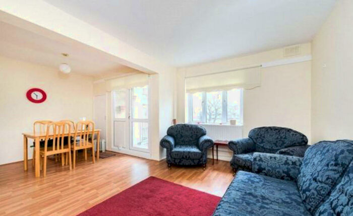 3 Bedroom Apartment To Rent In Opal Street, SE11