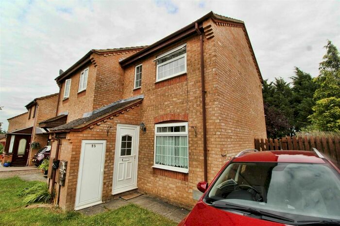 1 Bedroom Semi-Detached House To Rent In Lowndes Grove, Shenley Church End, Milton Keynes, MK5