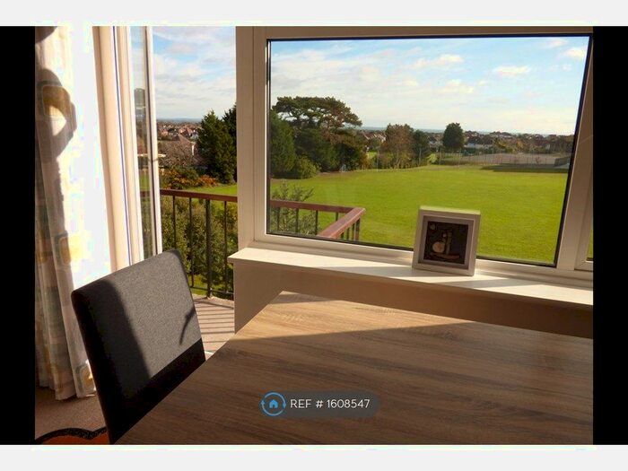 2 Bedroom Flat To Rent In Belle Vue Road, Bournemouth, BH6