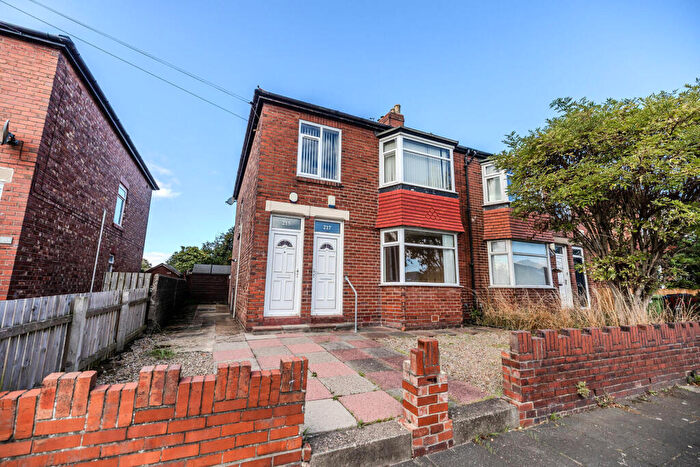 2 Bedroom Flat For Sale In Addycombe Terrace, Heaton, Newcastle Upon Tyne, NE6