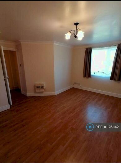 1 Bedroom Flat To Rent In St. Albans Road, Hersden, Canterbury, CT3