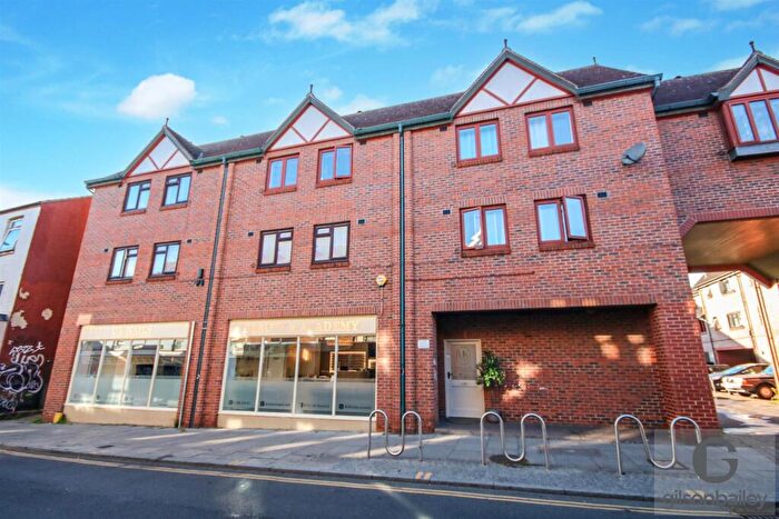 1 Bedroom Flat For Sale In Throckmorton Yard, Norwich, NR3