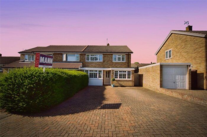 3 Bedroom Semi-Detached House For Sale In Westwood Road, Maidstone, Kent, ME15