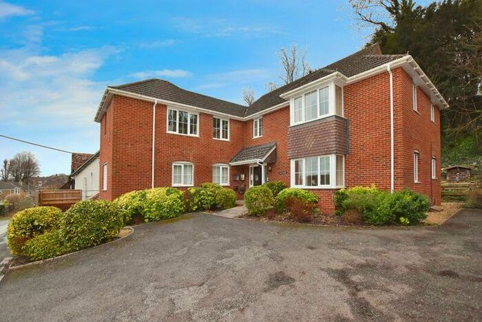 1 Bedroom Flat To Rent In Duck Lane, Laverstock, SP1