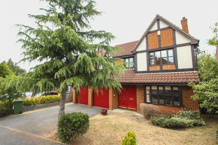 4 Bedroom Detached House To Rent In Nuneham Grove, Westcroft, MK4