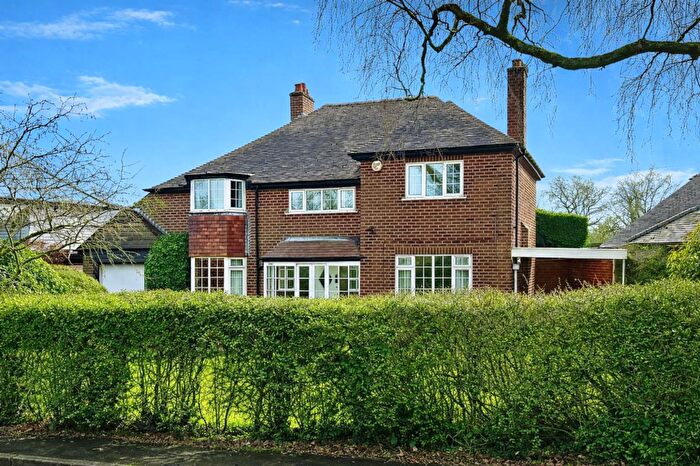 4 Bedroom Detached House For Sale In Hollin Lane, Styal, SK9