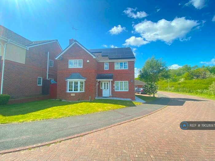 4 Bedroom Detached House To Rent In Kemble Close, Crewe, CW2