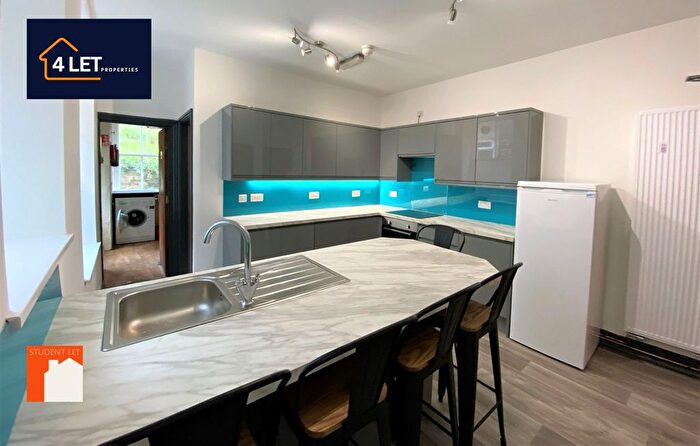 5 Bedroom Flat To Rent In Flat, Cliff Terrace, Aberystwyth, SY23