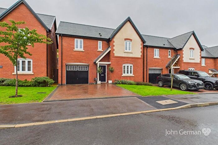4 Bedroom Detached House For Sale In Fern Tree Walk, Burton-on-Trent, DE13