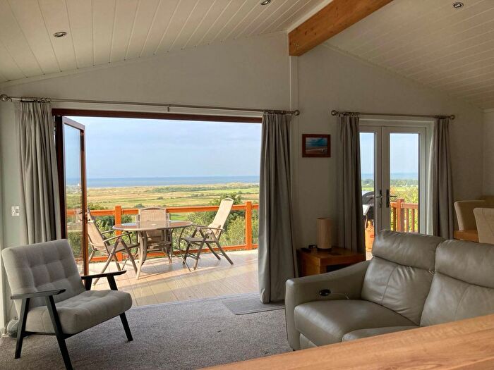 2 Bedroom Lodge For Sale In Gwespyr, Holywell, CH8