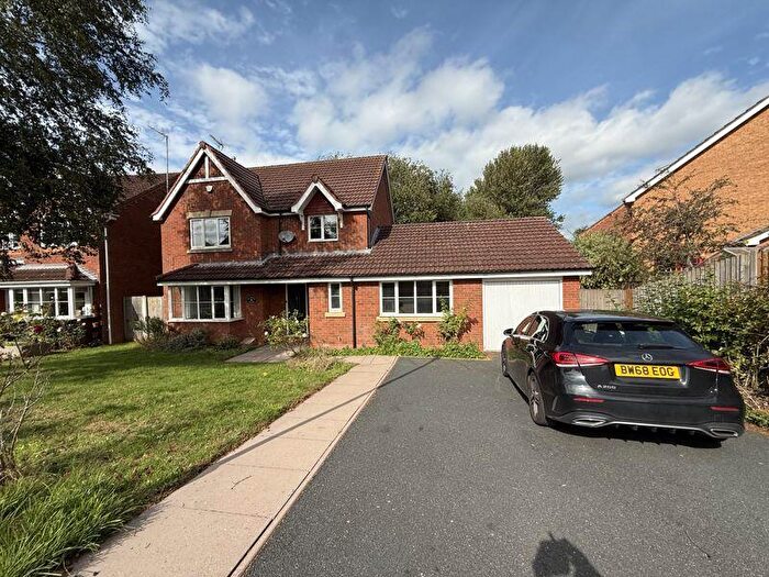 4 Bedroom Detached House To Rent In Vicarage Way, Hixon, ST18