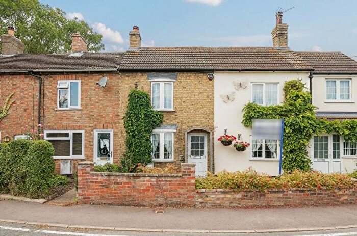 2 Bedroom Terraced House For Sale In Hall End Road, Wootton, Bedford, MK43
