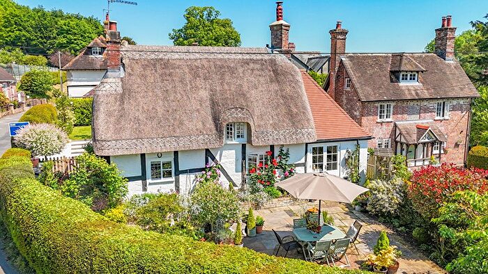 2 Bedroom Cottage For Sale In Witchampton, Wimborne, BH21