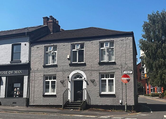 2 Bedroom Flat For Sale In Stamford Street, Altrincham, WA14