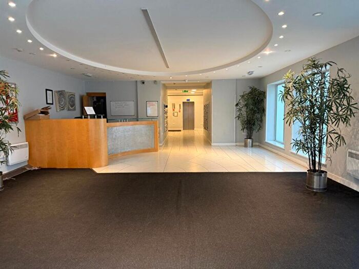 2 Bedroom Flat For Sale In Axon Place, Ilford, IG1