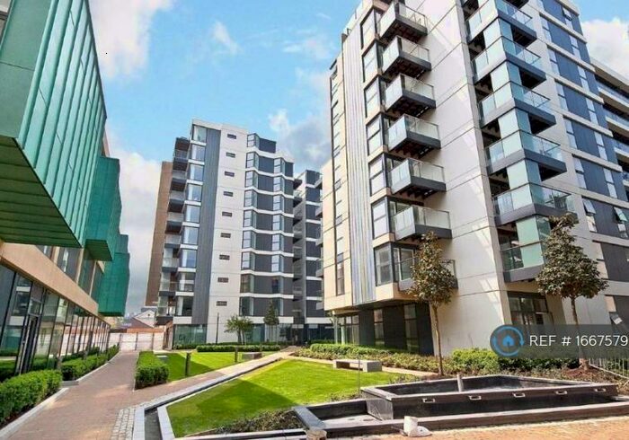 2 Bedroom Flat To Rent In Pear Tree Street, London, EC1V