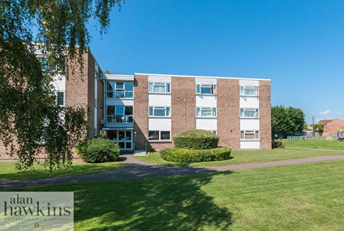 1 Bedroom Apartment For Sale In Marlborough Court, Royal Wootton Bassett, SN4