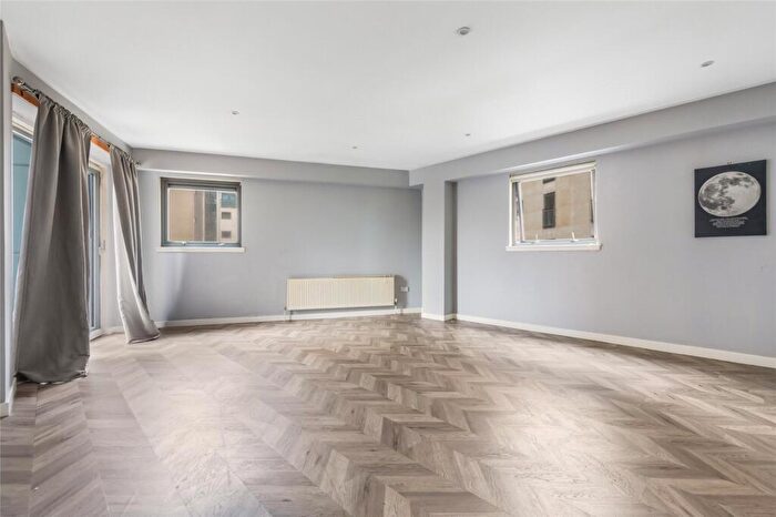 2 Bedroom Flat For Sale In /, Castlebank Drive, Glasgow, Glasgow City, G11
