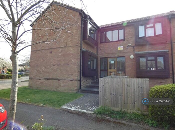 Studio To Rent In Two Mile Ash, Milton Keynes, MK8