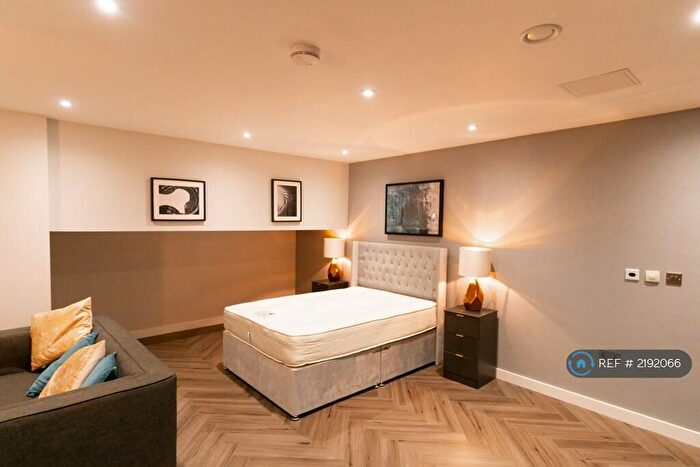 Studio To Rent In Water Street, Liverpool, L2