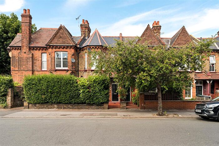 1 Bedroom Flat For Sale In Gladstone Avenue, Wood Green, N22