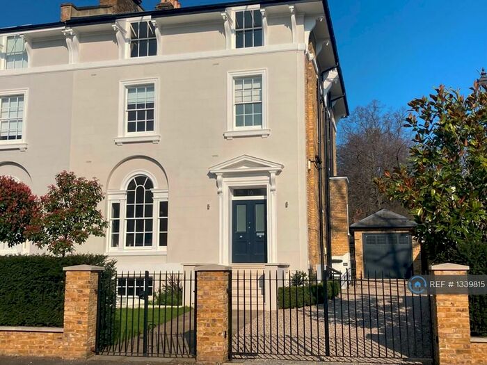 2 Bedroom Flat To Rent In Church Terrace, London, SE13