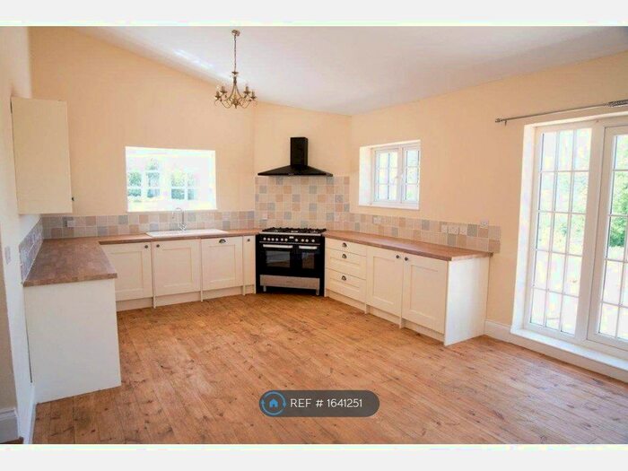 4 Bedroom Detached House To Rent In Rose Farm, Stockland, Honiton, EX14