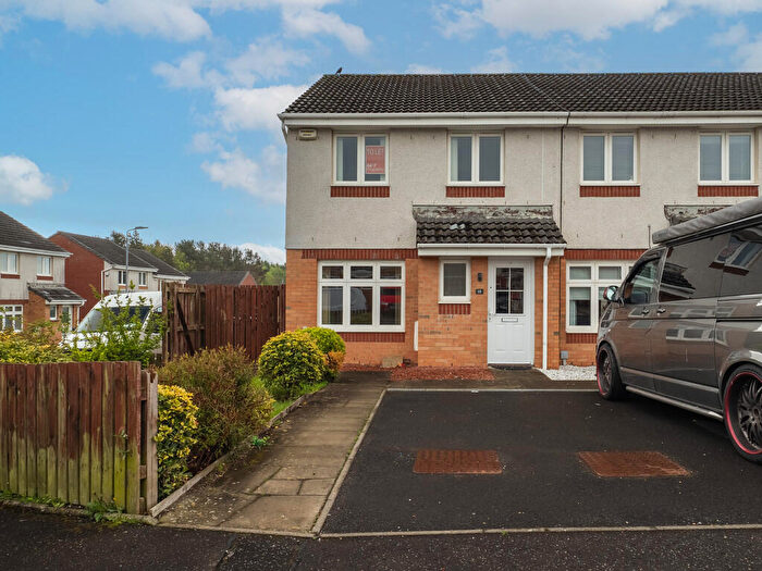 3 Bedroom End Of Terrace House To Rent In Tobermory Drive, Kilmarnock, KA3