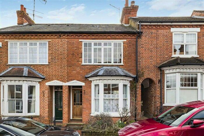 3 Bedroom Terraced House To Rent In Park Mount, Harpenden, AL5