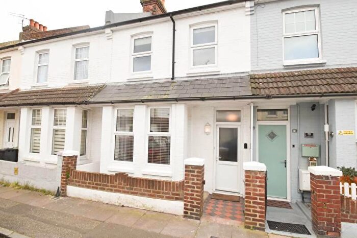 3 Bedroom Terraced House To Rent In Clarence Road, Eastbourne, East Sussex, BN22