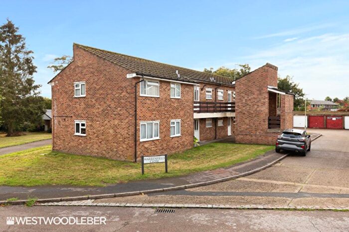 1 Bedroom Apartment For Sale In Warrenfield Close, Cheshunt, EN7