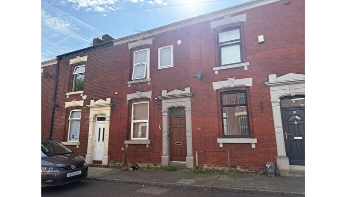 5 Bedroom Terraced House For Sale In St. Michaels Road, Preston, PR1