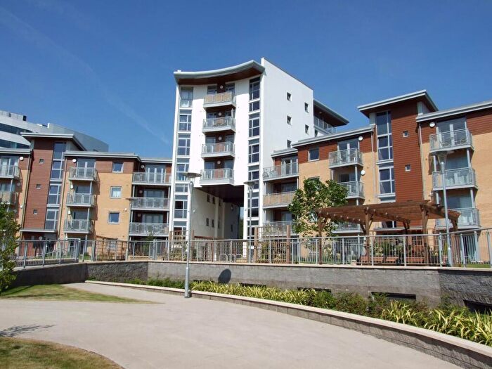 1 Bedroom Apartment To Rent In Kelvin Gate, Bracknell, Berkshire, RG12