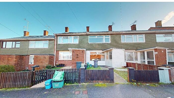 3 Bedroom Property For Sale In Whitebridges, Honiton, Devon, EX14