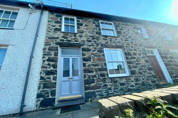 3 Bedroom Terraced House To Rent In Water Street, Penmaenmawr, LL34