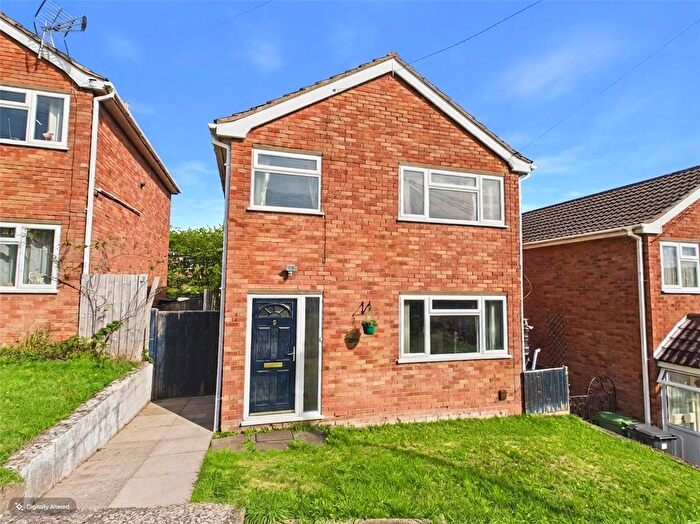 3 Bedroom Detached House For Sale In Somerville Road, Worcester, Worcestershire, WR4