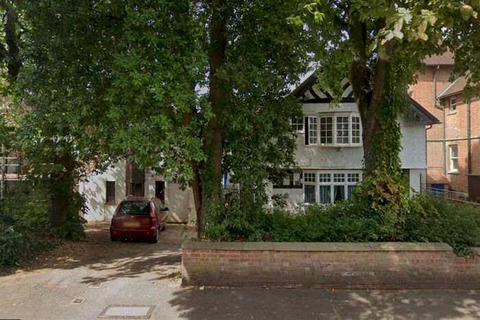 1 Bedroom Commercial Property To Rent In Iffley Road, Oxford, OX4