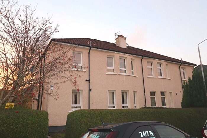 2 Bedroom Flat To Rent In Kelburne Oval, Paisley, PA1