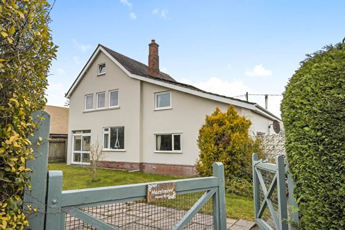 4 Bedroom Detached House For Sale In Howey, Llandrindod Wells, LD1