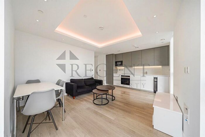 2 Bedroom Apartment To Rent In Carrara Tower, Bollinder Place, EC1V