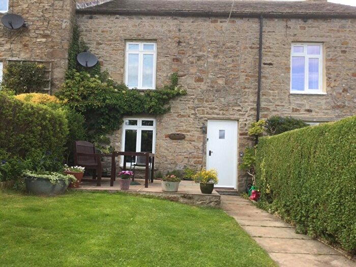 2 Bedroom Cottage For Sale In C B Terrace, Arkengarthdale, DL11