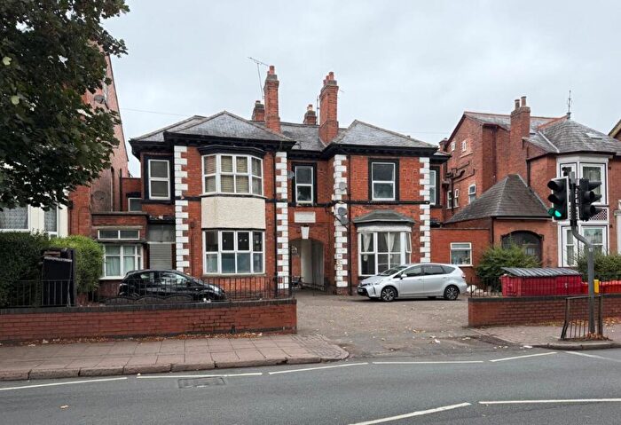 1 Bedroom Apartment For Sale In Flat B, Ground Floor, Humberstone Road, Leicester, LE5