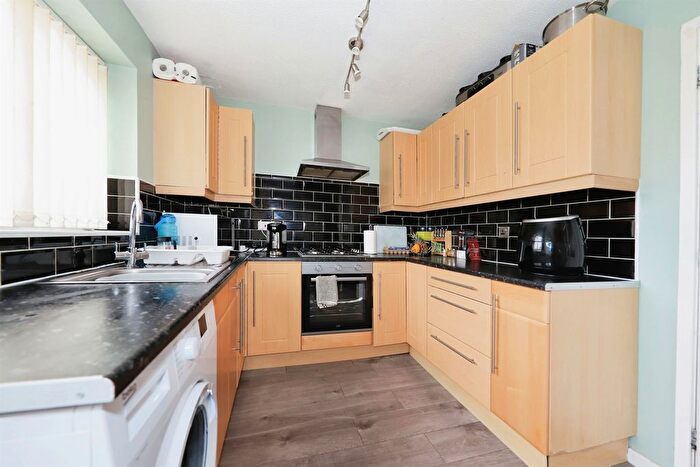 2 Bedroom Semi-Detached House For Sale In Edensor Close, Wolverhampton, WV10