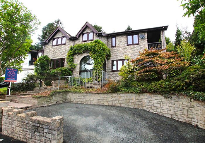 4 Bedroom Detached House For Sale In Baskerville Court, Clyro, HR3
