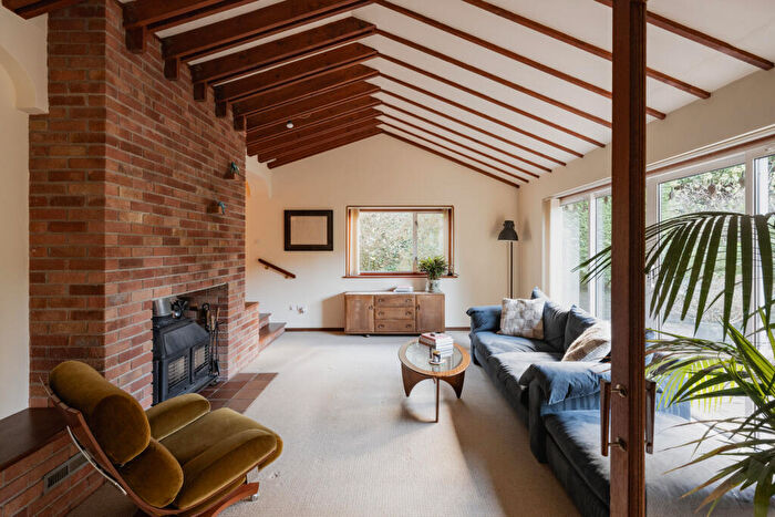 3 Bedroom Detached House For Sale In Dogwood, Wattisfield, Suffolk, IP22