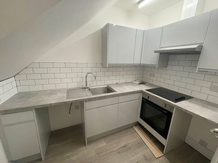 1 Bedroom Flat To Rent In Westby Road, Bournemouth, BH5